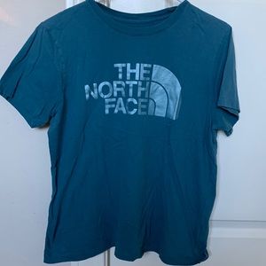 athletic tee